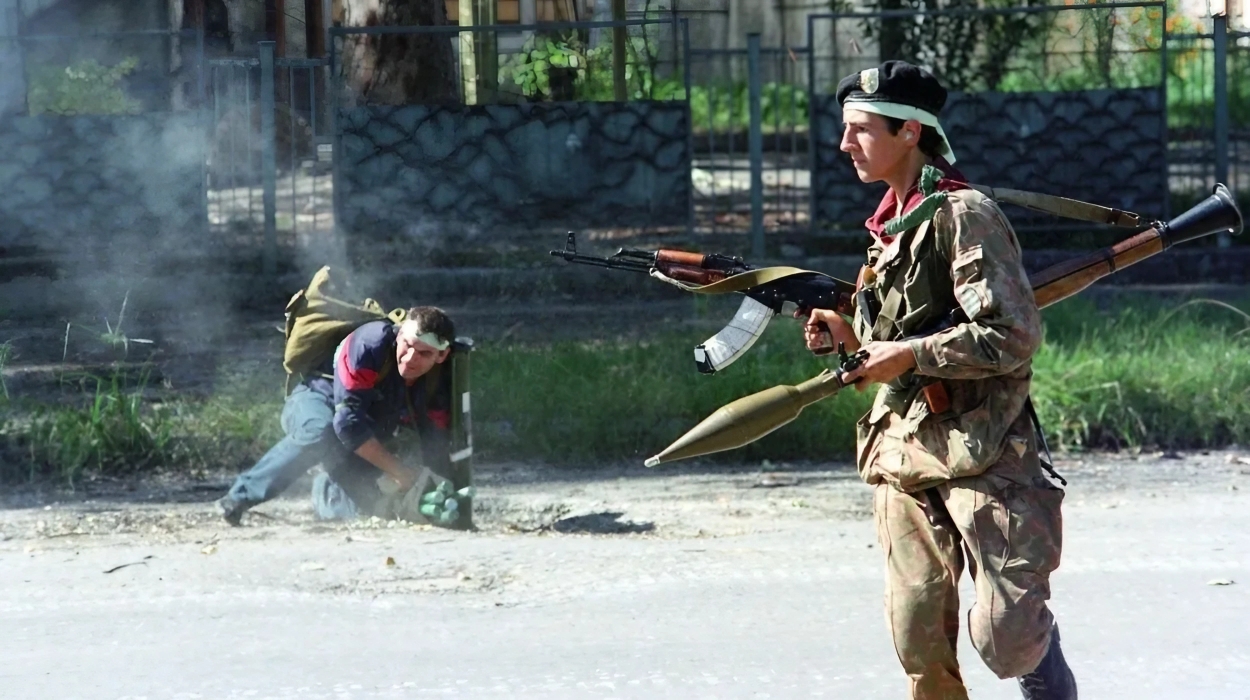 Abkhaz fighter during street clashes in Sukhum. 27 September 1993