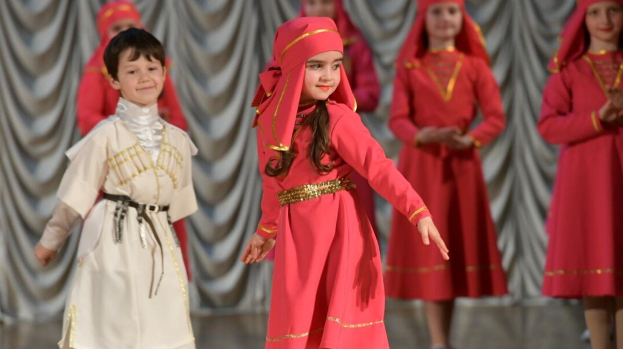 Аӡыхь (Spring) 2023 Children's and Youth Dance Ensembles Competition Kicks Off in Sukhum |  Photo © Thomas Taytsuk