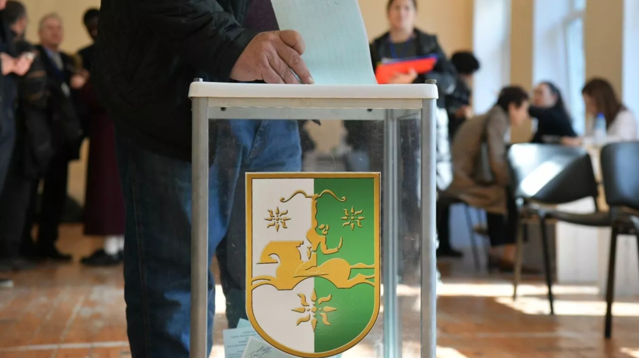The second round of the presidential election took place on 1 March. The second round of the presidential election in Abkhazia took place on 1 March.