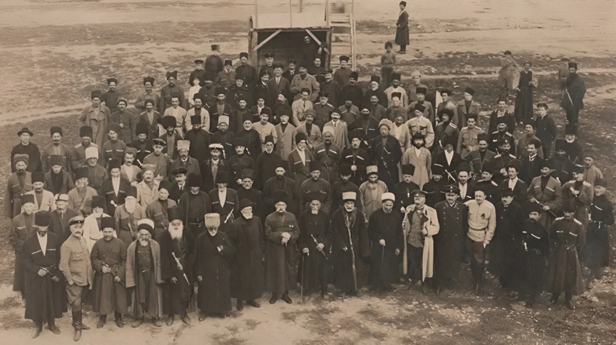 Delegates of the first congress of the union of the Mountaineers of the North Caucasus and Dagestan (1917)