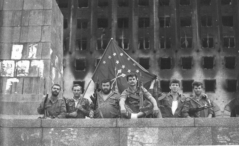 Kabardian (Circassian) volunteers under the command of Muaed Shorov at the building of the Council of Ministers in Sukhum. 27 September 1993.