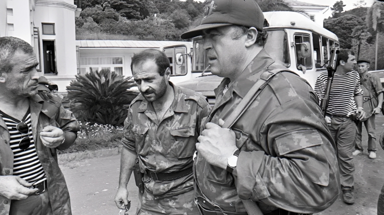 Tengiz Kitovani, Minister of Defence of Georgia in Sukhum, Abkhazia. (August 1992)