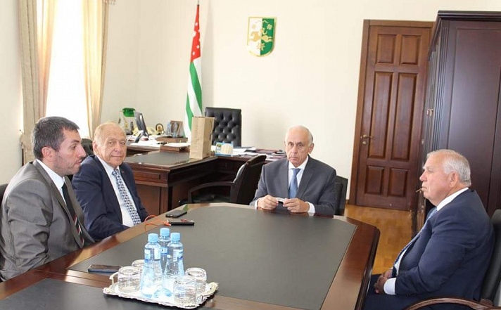 Participants of the meeting discussed investment projects interesting for realization in Abkhazia.
