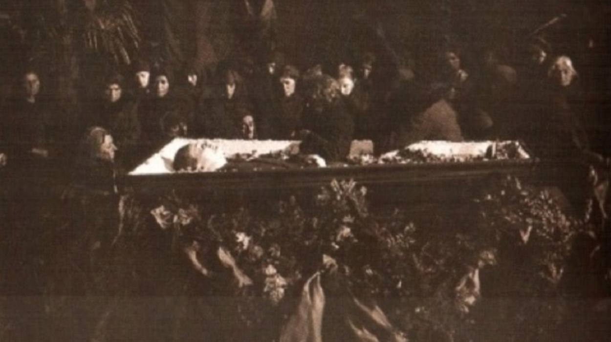 The funeral of Nestor Lakoba 