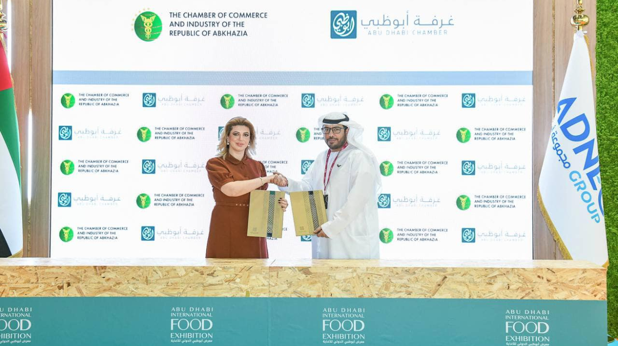 Tamila Mertskhulava, CCI Abkhazia President, with Ahmed Al Kubaysi, Director General of Abu Dhabi Chamber. Tamila Mertskhulava, CCI Abkhazia President, with Ahmed Al Kubaysi, Director General of Abu Dhabi Chamber.