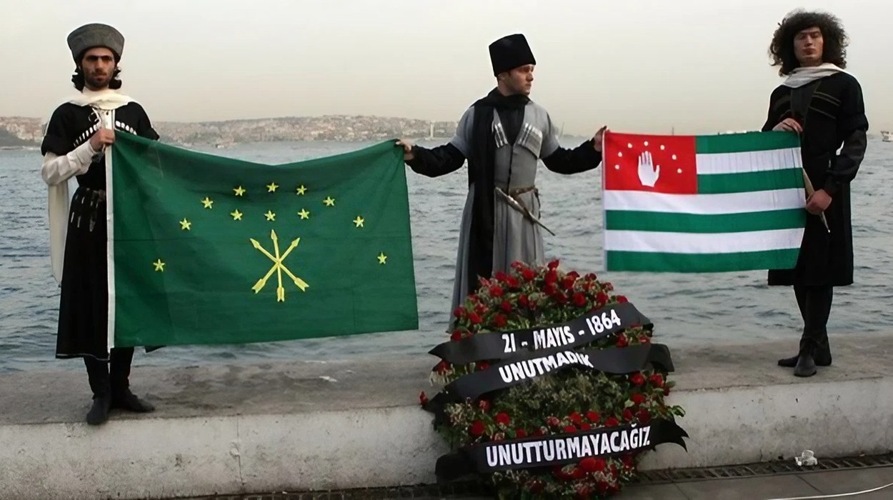 21 May, the Day of Remembrance in Istanbul, 2010. Photo by Oliver Bullough.