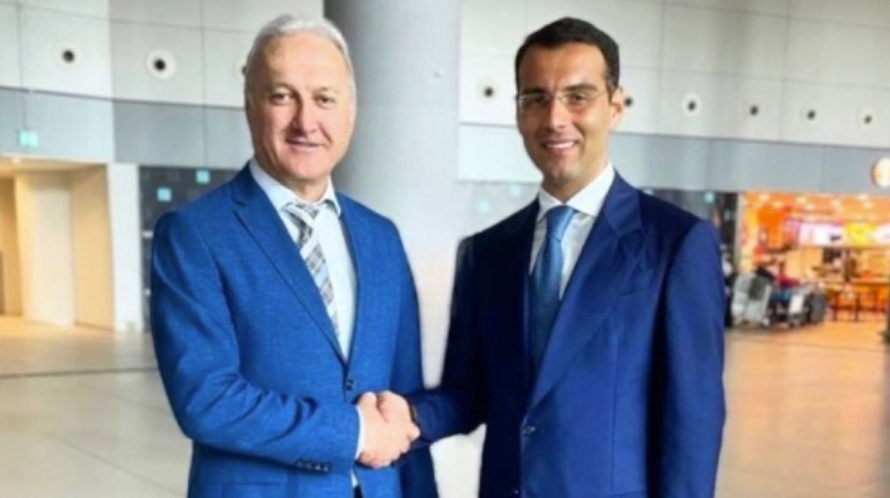 Upon his arrival at Istanbul International Airport, Inal Ardzinba was warmly welcomed by Ibrahim Avidzba (left). Upon his arrival at Istanbul International Airport, Inal Ardzinba was warmly welcomed by Ibrahim Avidzba (left).