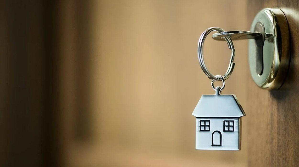 The ban on selling residential properties to foreigners is a hotly debated and recurring topic in public discussions. The ban on selling residential properties to foreigners is a hotly debated and recurring topic in public discussions.