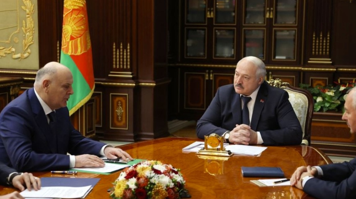 Aslan Bzhaniya, the President of Abkhazia, visited Belarus to discuss bilateral cooperation with Alexander Lukashenko.