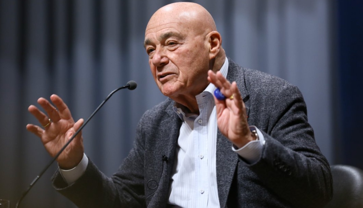 Vladimir Pozner is a French-born Russian-American journalist and broadcaster. Vladimir Pozner is a French-born Russian-American journalist and broadcaster.